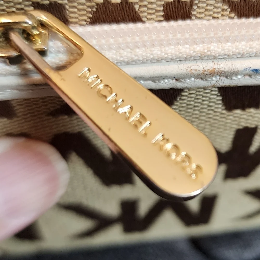 Preowned Michael Kors‎ brown monogrammed wallet